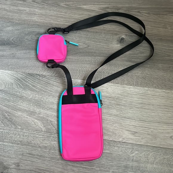 NWOT Modular Phone Crossbody Bag, Sonic Pink/Blue/Black - Picture 9 of 10